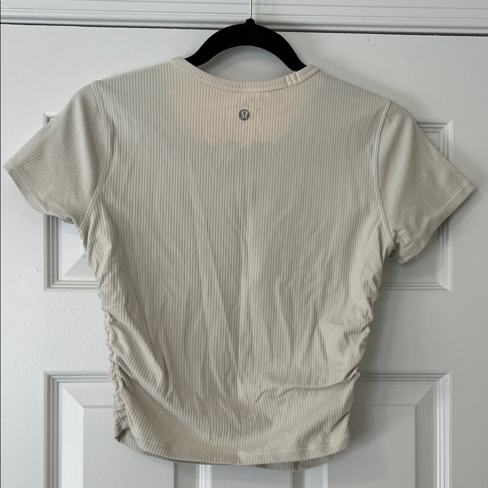lululemon athletica Cream Short Sleeve Tee